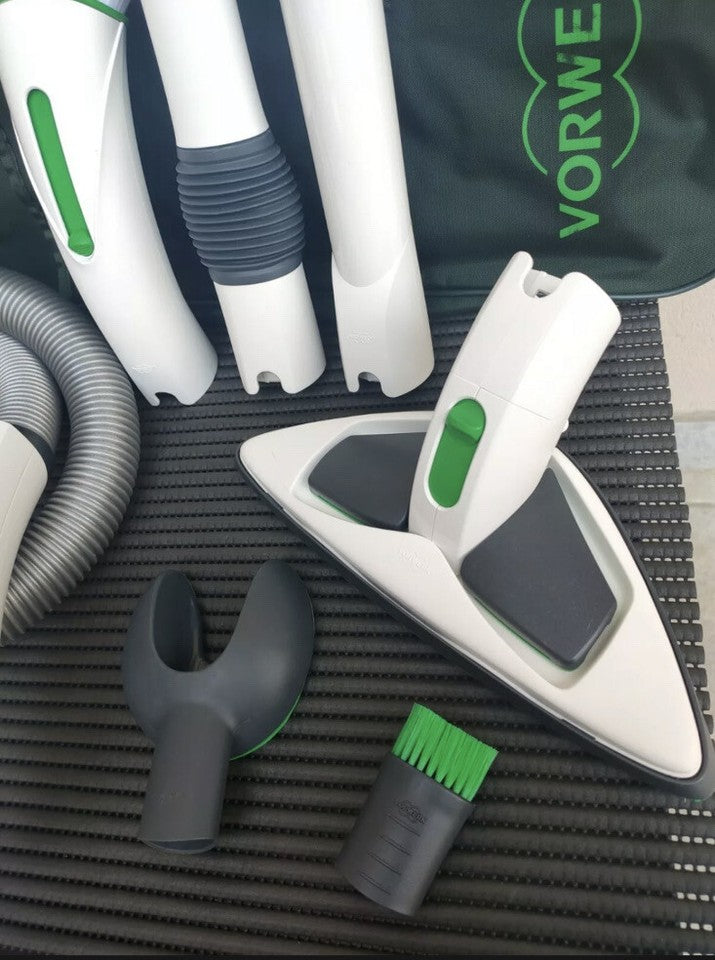 VORWERK FOLLETTO VK200 CON PULILAVA SP600S SACCA ACCESSORI LAVAPAVIMENTI VK 200 (reacondicionados por EXPERTOS)